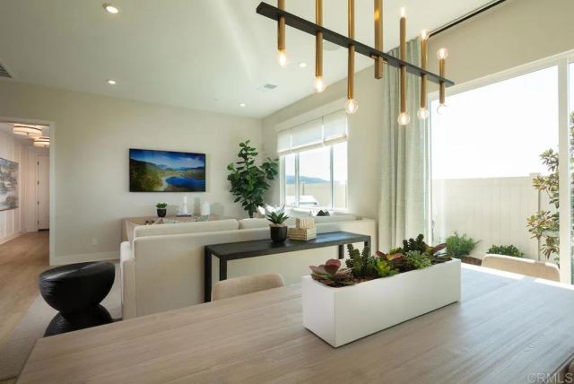 1785 Camino Strava 2, Chula Vista, CA 91913