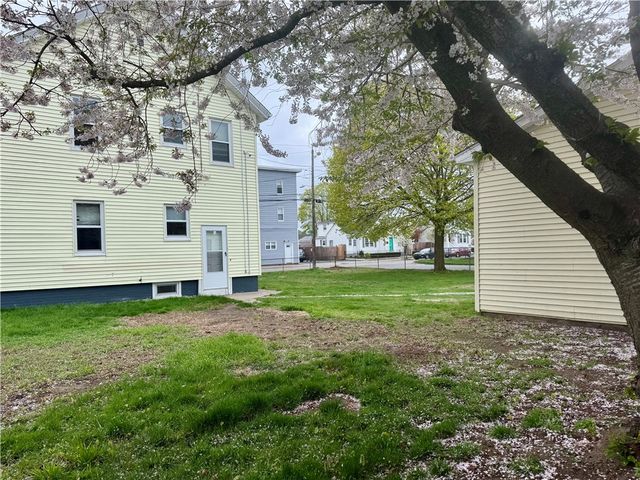 142 Carter Avenue, Pawtucket, RI 02861