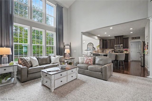 4721 Briar Hill Drive, Ravenna, OH 44266