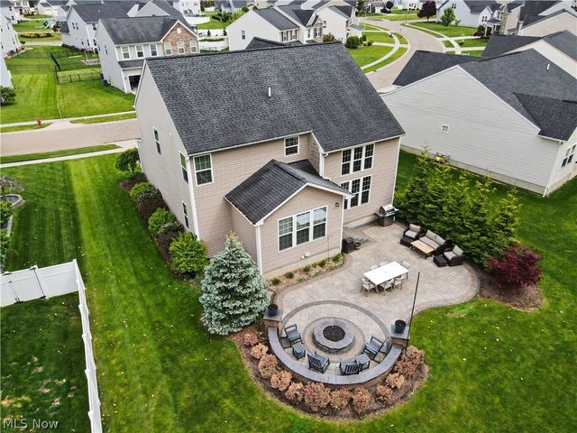 4721 Briar Hill Drive, Ravenna, OH 44266