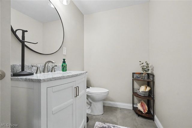 4721 Briar Hill Drive, Ravenna, OH 44266