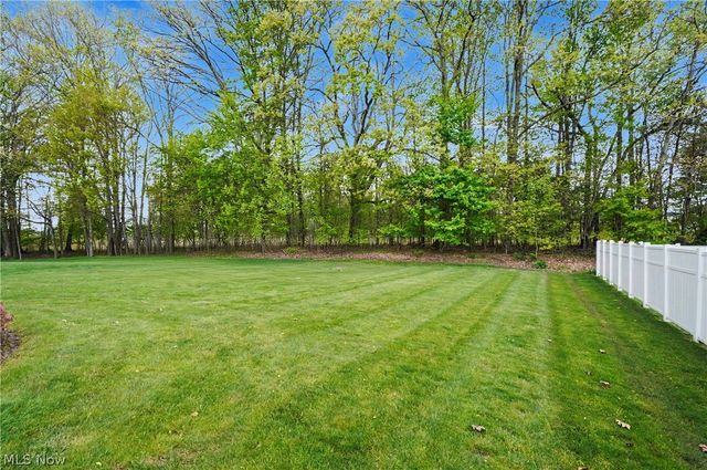 4721 Briar Hill Drive, Ravenna, OH 44266