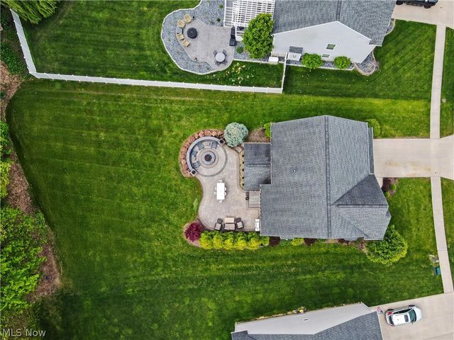 4721 Briar Hill Drive, Ravenna, OH 44266