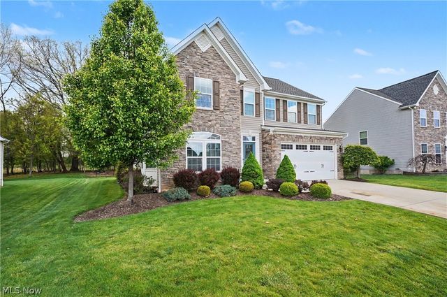 4721 Briar Hill Drive, Ravenna, OH 44266