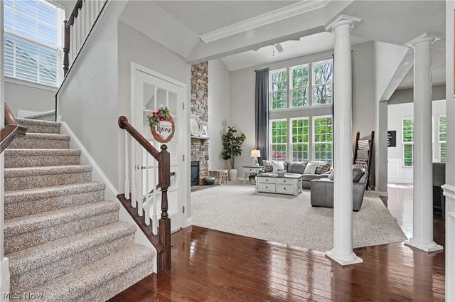 4721 Briar Hill Drive, Ravenna, OH 44266