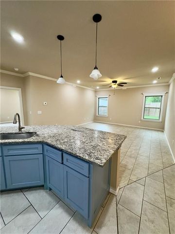 2232 Presley Lane, Springdale, AR 72764