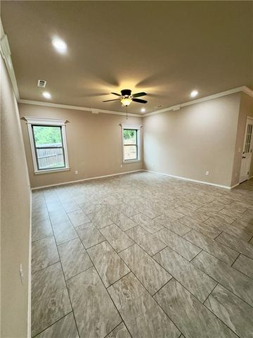 2232 Presley Lane, Springdale, AR 72764