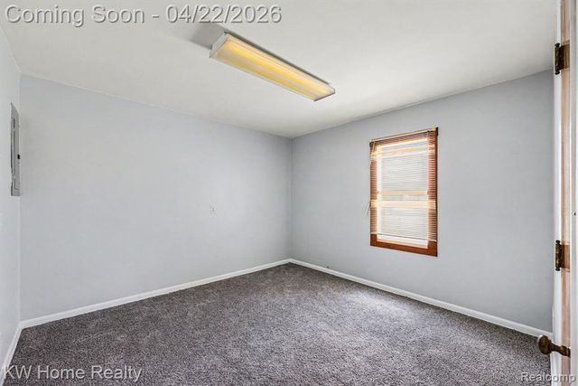 26932 W 6 Mile Road, Redford, MI 48240