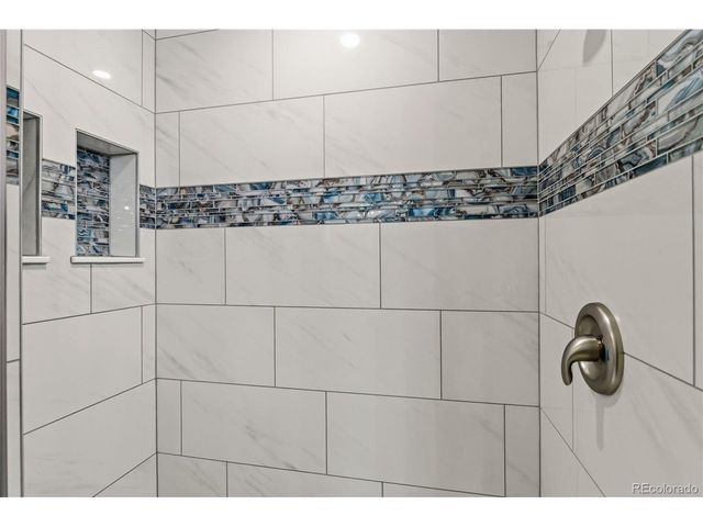 2426 Lansdowne Ct, Highlands Ranch, CO 80126