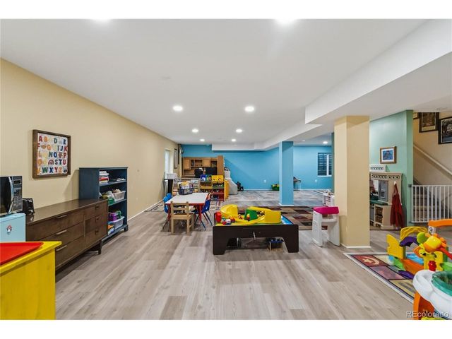 2426 Lansdowne Ct, Highlands Ranch, CO 80126