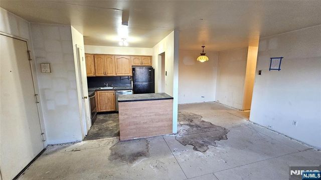 412-432 Broadway 32B, Passaic, NJ 07055