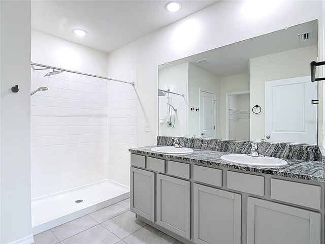 2682 COMMON FIG RUN, Wesley Chapel, FL 33543