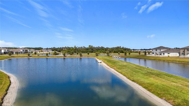 2682 COMMON FIG RUN, Wesley Chapel, FL 33543