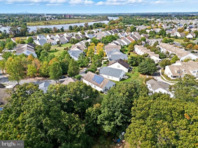 29 PENNINGTON CT, Delanco, NJ 08075