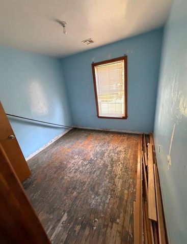 2124 SW 21st Street, Oklahoma City, OK 73108