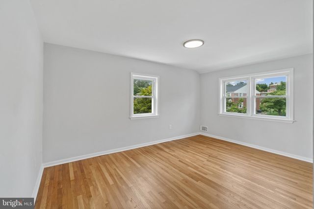 1305 BRIXTON RD, Baltimore, MD 21239