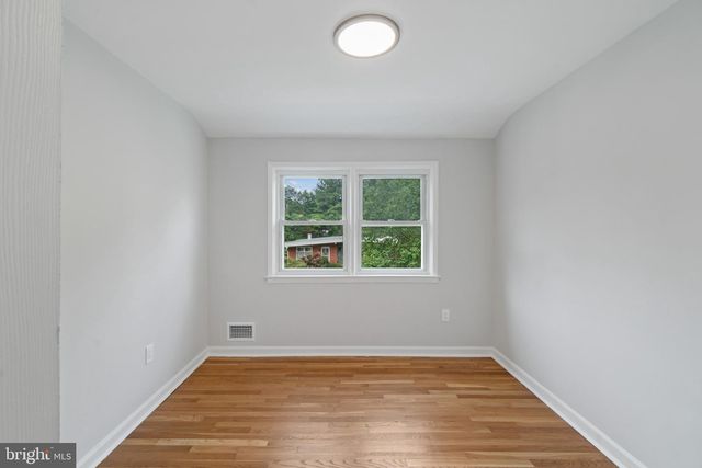 1305 BRIXTON RD, Baltimore, MD 21239