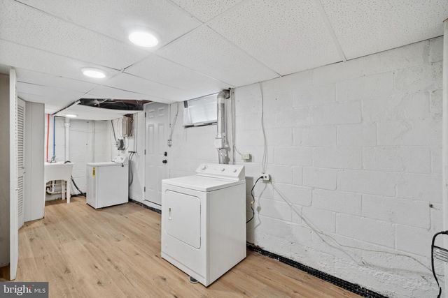 1305 BRIXTON RD, Baltimore, MD 21239