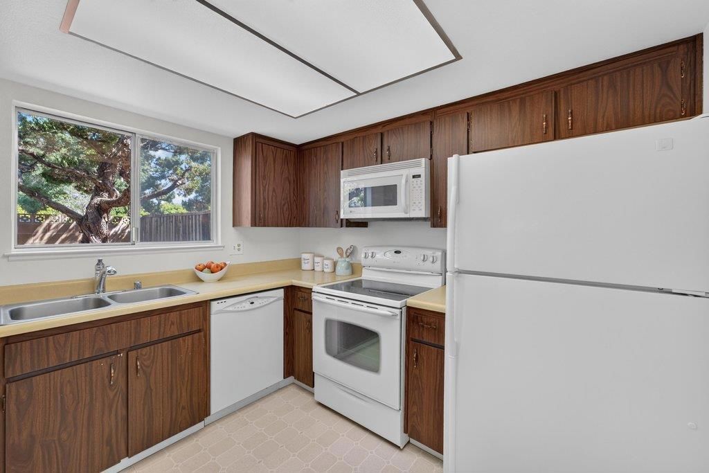 Image 15 of property listing at 6462 Trinidad Drive, San Jose, CA 95120