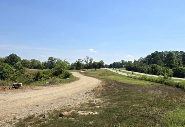 616 N James M Campbell Blvd, Columbia, TN 38401