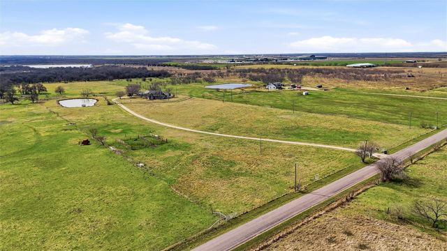 206 Bounds Ranch Road, Gunter, TX 75058
