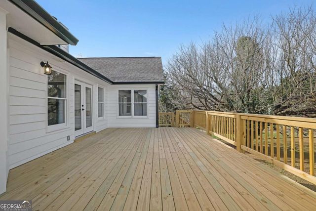 1525 Wynfield Drive, Auburn, GA 30011