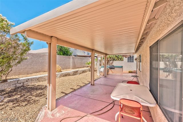 1854 Vista Del Oso Way, North Las Vegas, NV 89031