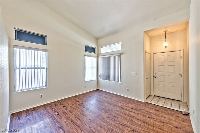 1854 Vista Del Oso Way, North Las Vegas, NV 89031