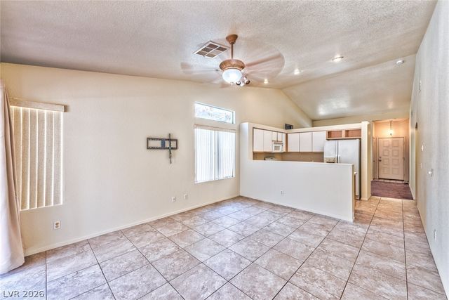 1854 Vista Del Oso Way, North Las Vegas, NV 89031