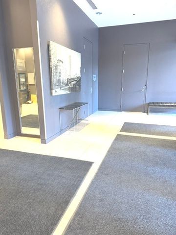 600 N Kingsbury Street 1614, Chicago, IL 60610