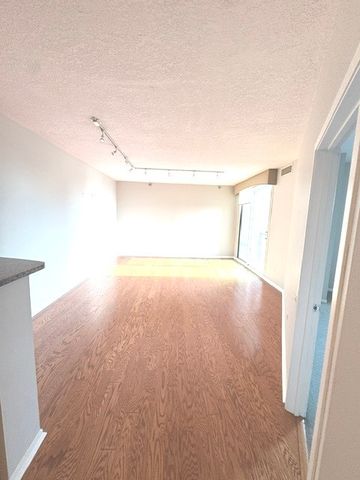 600 N Kingsbury Street 1614, Chicago, IL 60610