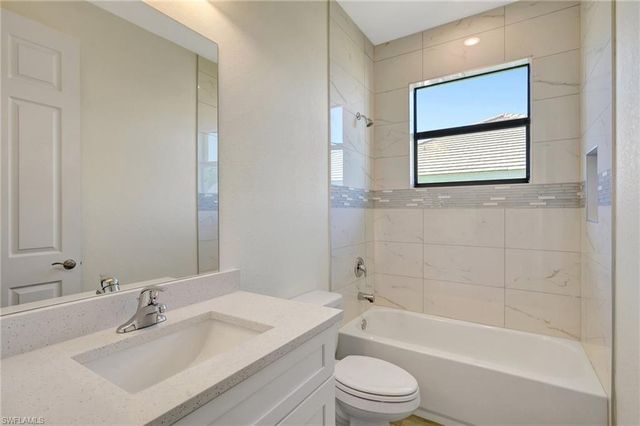 3710 SW 4TH LN, Cape Coral, FL 33991