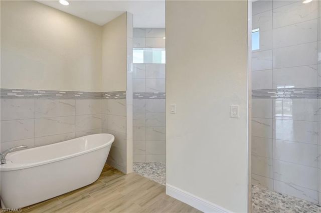 3710 SW 4TH LN, Cape Coral, FL 33991