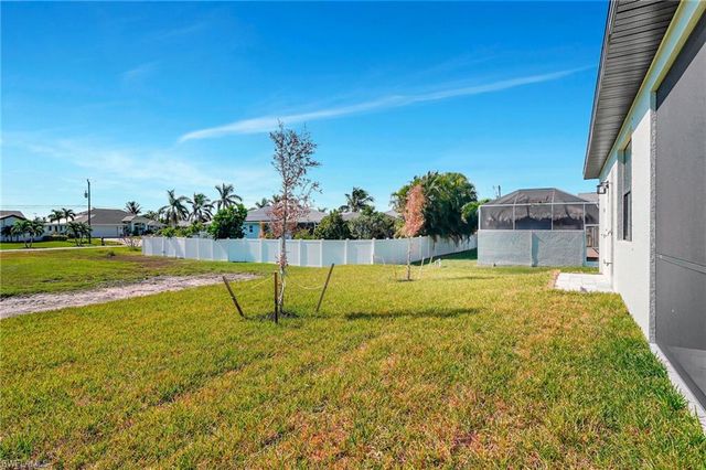 3710 SW 4TH LN, Cape Coral, FL 33991