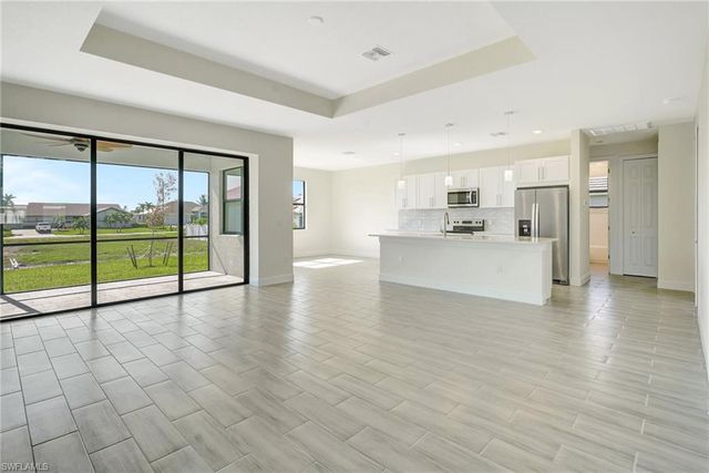 3710 SW 4TH LN, Cape Coral, FL 33991