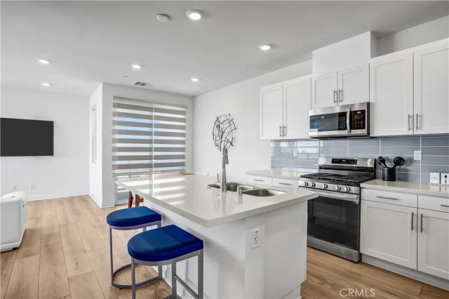 3620 S Allston Paseo 8, Ontario, CA 91761