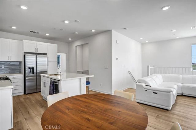 3620 S Allston Paseo 8, Ontario, CA 91761