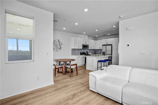 3620 S Allston Paseo 8, Ontario, CA 91761