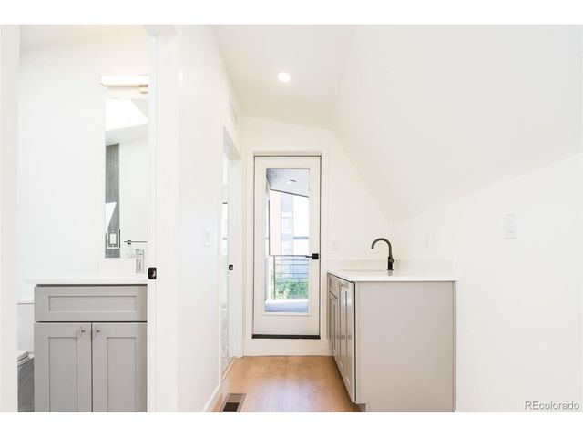 263 S Jackson St, Denver, CO 80209