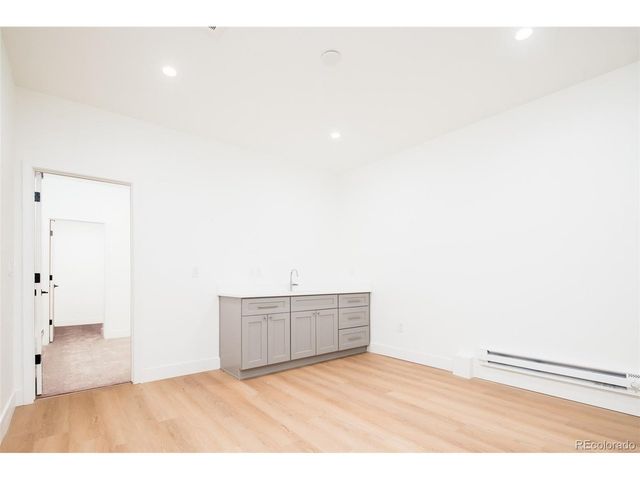 263 S Jackson St, Denver, CO 80209