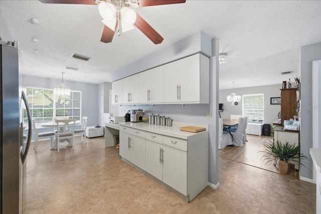 798 COUNTRYSHIRE LANE, Palm Harbor, FL 34683