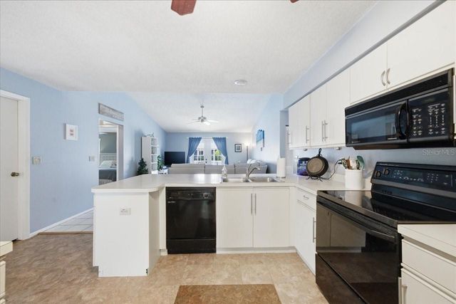 798 COUNTRYSHIRE LANE, Palm Harbor, FL 34683