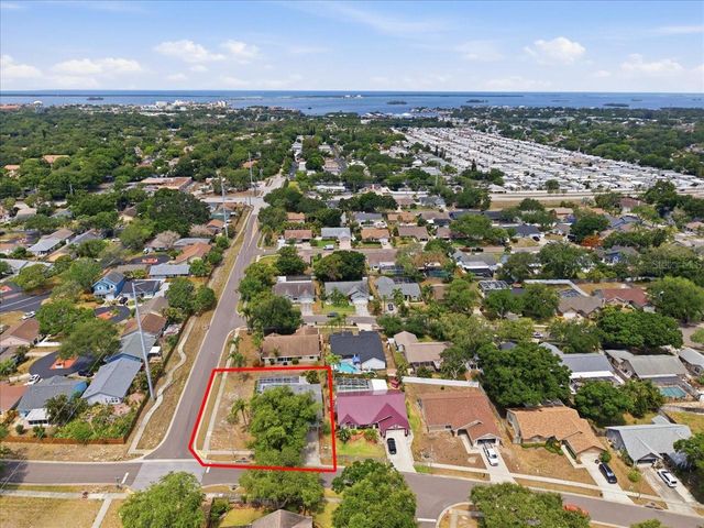 798 COUNTRYSHIRE LANE, Palm Harbor, FL 34683
