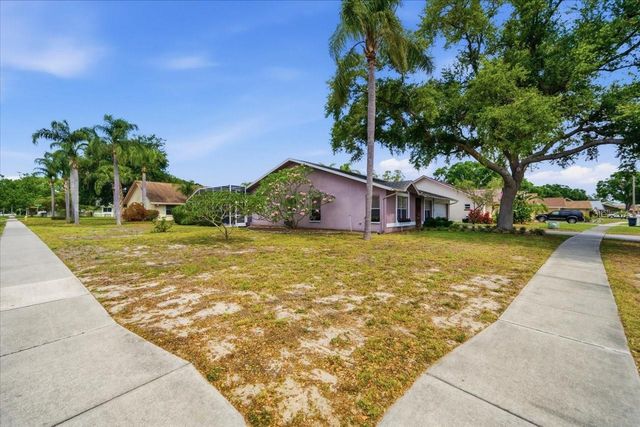 798 COUNTRYSHIRE LANE, Palm Harbor, FL 34683