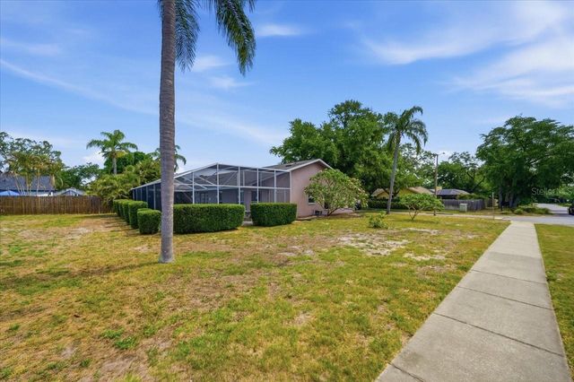 798 COUNTRYSHIRE LANE, Palm Harbor, FL 34683