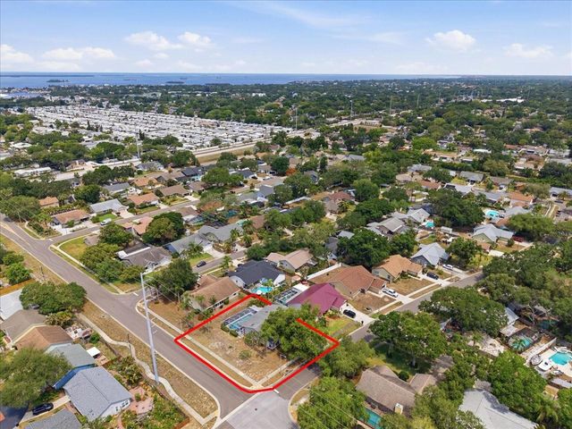 798 COUNTRYSHIRE LANE, Palm Harbor, FL 34683