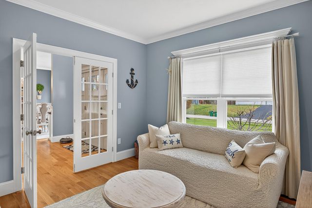 40 Brisan Way, Pembroke, MA 02359