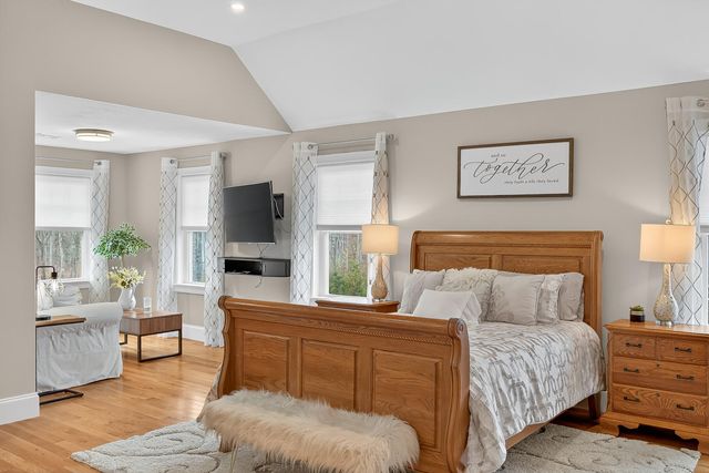 40 Brisan Way, Pembroke, MA 02359