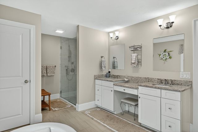 40 Brisan Way, Pembroke, MA 02359