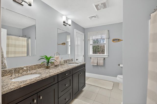 40 Brisan Way, Pembroke, MA 02359